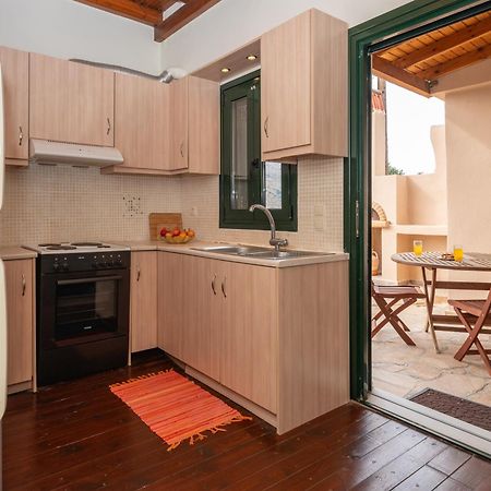 Ornus Traditional House Orne Bagian luar foto
